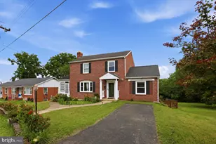 332 N Lee St, Woodstock, VA 22664 - Photo 3