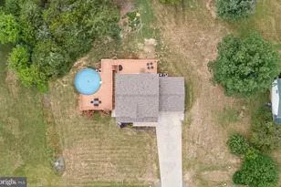 1233 Country Brook Rd, Toms Brook, VA 22660 - Photo 9