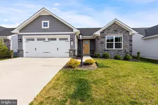 111 Courtyard Terrace, New Market, VA 22844 - Photo 1