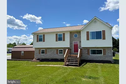 252 Wise Avenue, Strasburg, VA 22657 - Photo 1