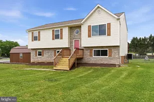 252 Wise Ave, Strasburg, VA 22657 - Photo 3
