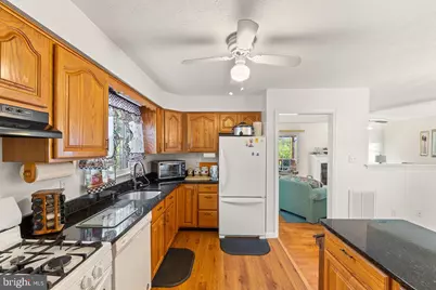 422 W Court Street, Woodstock, VA 22664 - Photo 7