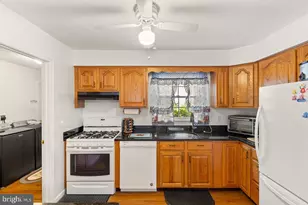422 W Court St, Woodstock, VA 22664 - Photo 7