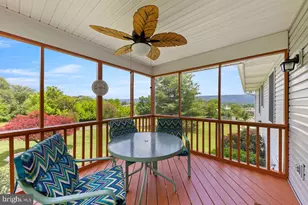 422 W Court St, Woodstock, VA 22664 - Photo 17