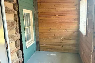 131 S Massanuten St, Strasburg, VA 22657 - Photo 3