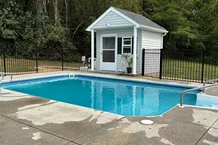 908 Jonathan St, Woodstock, VA 22664 - Photo 11
