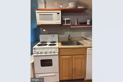78 Cloverdale #REAR APT, Woodstock, VA 22664 - Photo 9