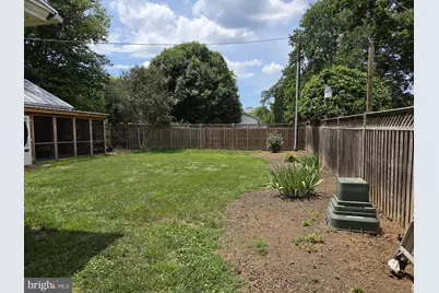 240 S Holliday Street, Strasburg, VA 22657 - Photo 19