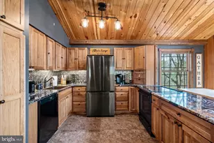 116 Palmer Rd, Basye, VA 22810 - Photo 5