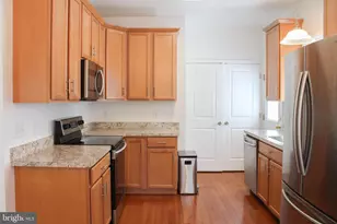 335 S Commerce St, Woodstock, VA 22664 - Photo 9
