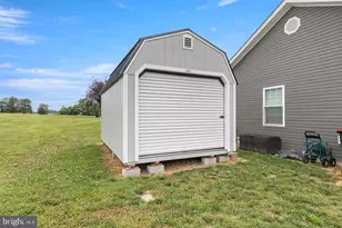 143 Meadow Dr, Edinburg, VA 22824 - Photo 33