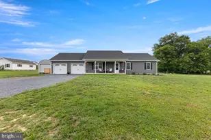 143 Meadow Dr, Edinburg, VA 22824 - Photo 3