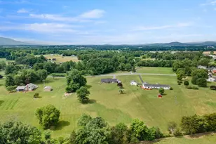 143 Meadow Dr, Edinburg, VA 22824 - Photo 45
