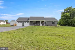 143 Meadow Dr, Edinburg, VA 22824 - Photo 39