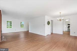 2447 Headquarters Rd, Edinburg, VA 22824 - Photo 15