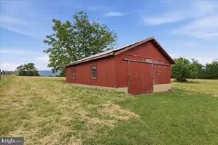 2447 Headquarters Rd, Edinburg, VA 22824 - Photo 45
