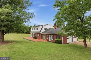 2447 Headquarters Rd, Edinburg, VA 22824 - Photo 43