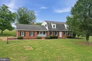 2447 Headquarters Rd, Edinburg, VA 22824 - Photo 3