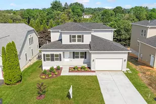 211 211 Princess Caroline Ct, Edinburg, VA 22824 - Photo 1