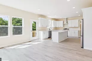 211 211 Princess Caroline Ct, Edinburg, VA 22824 - Photo 17