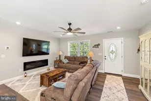 58 Cedar Ln, Woodstock, VA 22664 - Photo 5