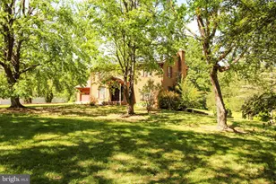 11 Hickory Ln, Woodstock, VA 22664 - Photo 3