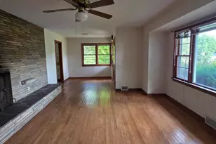 104 E South St, Woodstock, VA 22664 - Photo 9
