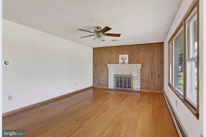 1638 Hahns, Toms Brook, VA 22660 - Photo 11