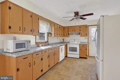 1638 Hahns, Toms Brook, VA 22660 - Photo 19