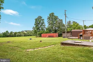 574 Kern Springs Rd, Woodstock, VA 22664 - Photo 17