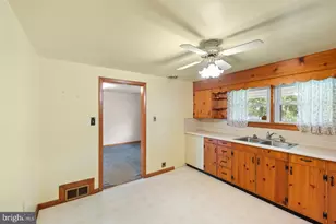 304 Water St, Edinburg, VA 22824 - Photo 7