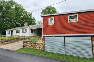 304 Water St, Edinburg, VA 22824 - Photo 3