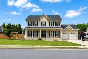 677 Dellinger Dr, Strasburg, VA 22657 - Photo 1