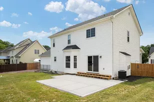 677 Dellinger Dr, Strasburg, VA 22657 - Photo 35