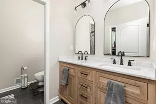 412 Mile Ridge Estate, Strasburg, VA 22641 - Photo 21