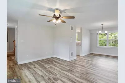 120 S Funk Street, Strasburg, VA 22657 - Photo 7
