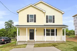 120 S Funk St, Strasburg, VA 22657 - Photo 1