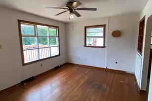 518 Ash St, Strasburg, VA 22657 - Photo 5