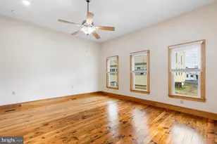 213 Piccadilly, Edinburg, VA 22824 - Photo 13