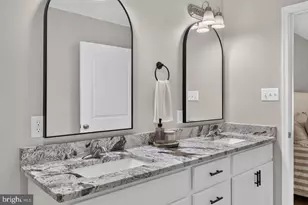 6127 Moore Ave, Mount Jackson, VA 22842 - Photo 23