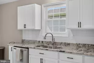 6127 Moore Ave, Mount Jackson, VA 22842 - Photo 13