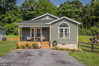 6127 Moore Avenue, Mount Jackson, VA 22842 - Photo 1