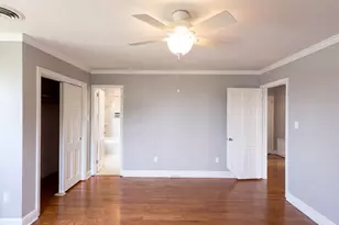 494 Walton St, Strasburg, VA 22657 - Photo 13