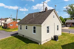 528 E Queen St, Strasburg, VA 22657 - Photo 7