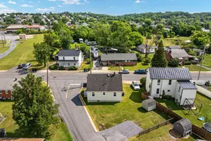 528 E Queen St, Strasburg, VA 22657 - Photo 25