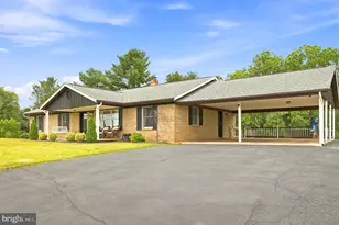 17747 Senedo Rd, Edinburg, VA 22824 - Photo 3