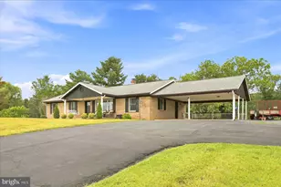 17747 Senedo Rd, Edinburg, VA 22824 - Photo 3