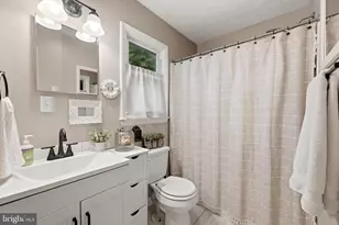 326 Sunset St, Strasburg, VA 22657 - Photo 15