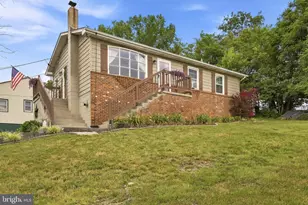 326 Sunset St, Strasburg, VA 22657 - Photo 3