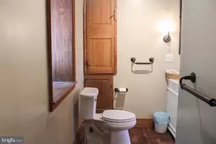 242 Fort Bowman Rd, Strasburg, VA 22657 - Photo 19